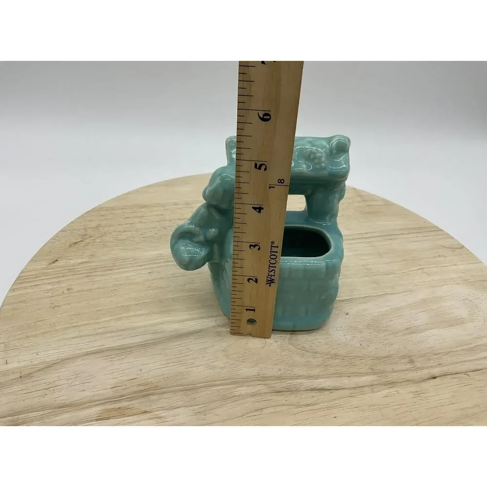 Unmarked ceramic wishing